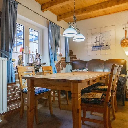 Godewind Haus Wattwurm Apartment Busum Exterior photo